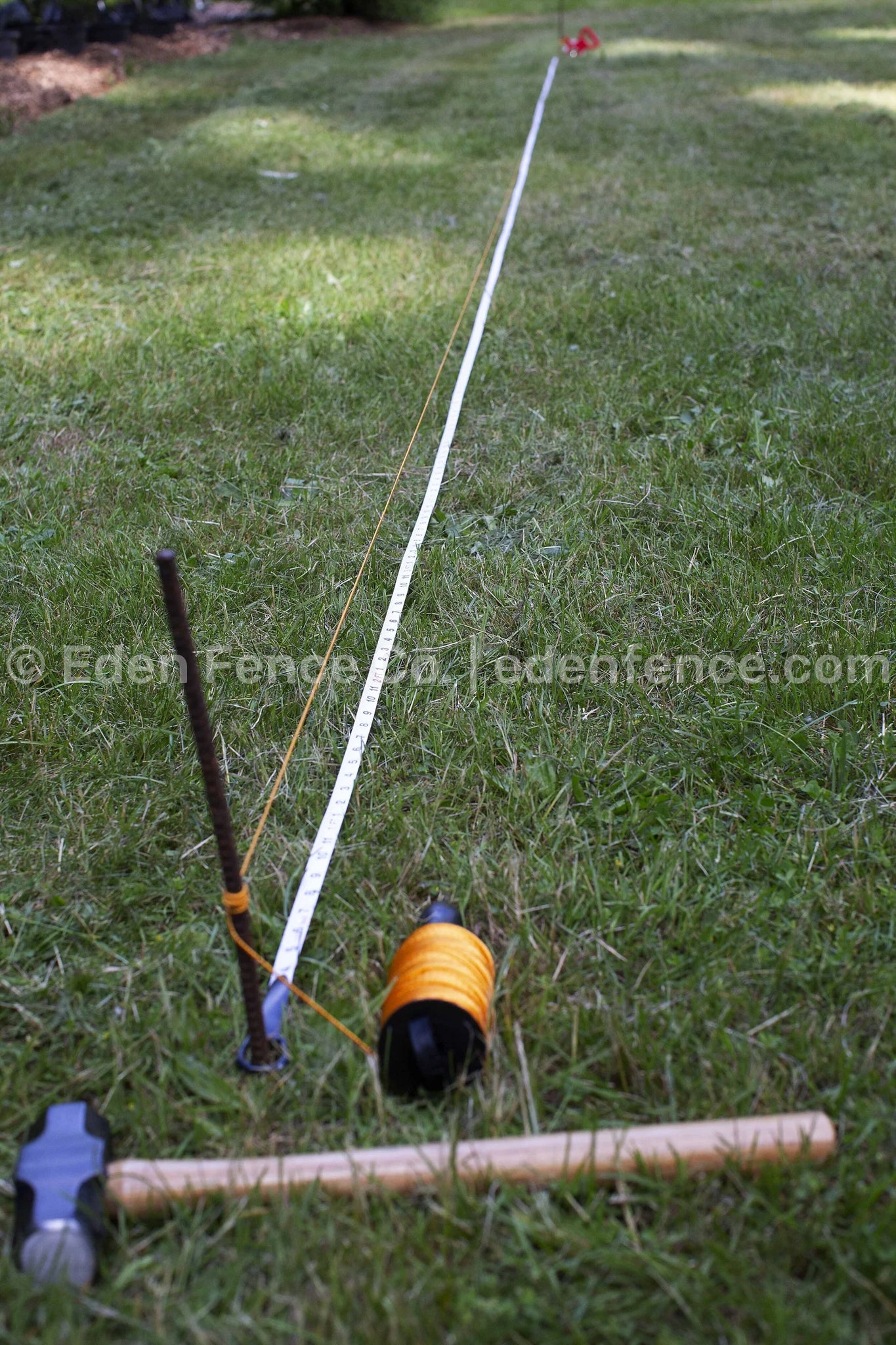 DIY Fence Panel Guide: How to Build a Hog Wire Fence | Eden Fence Co.